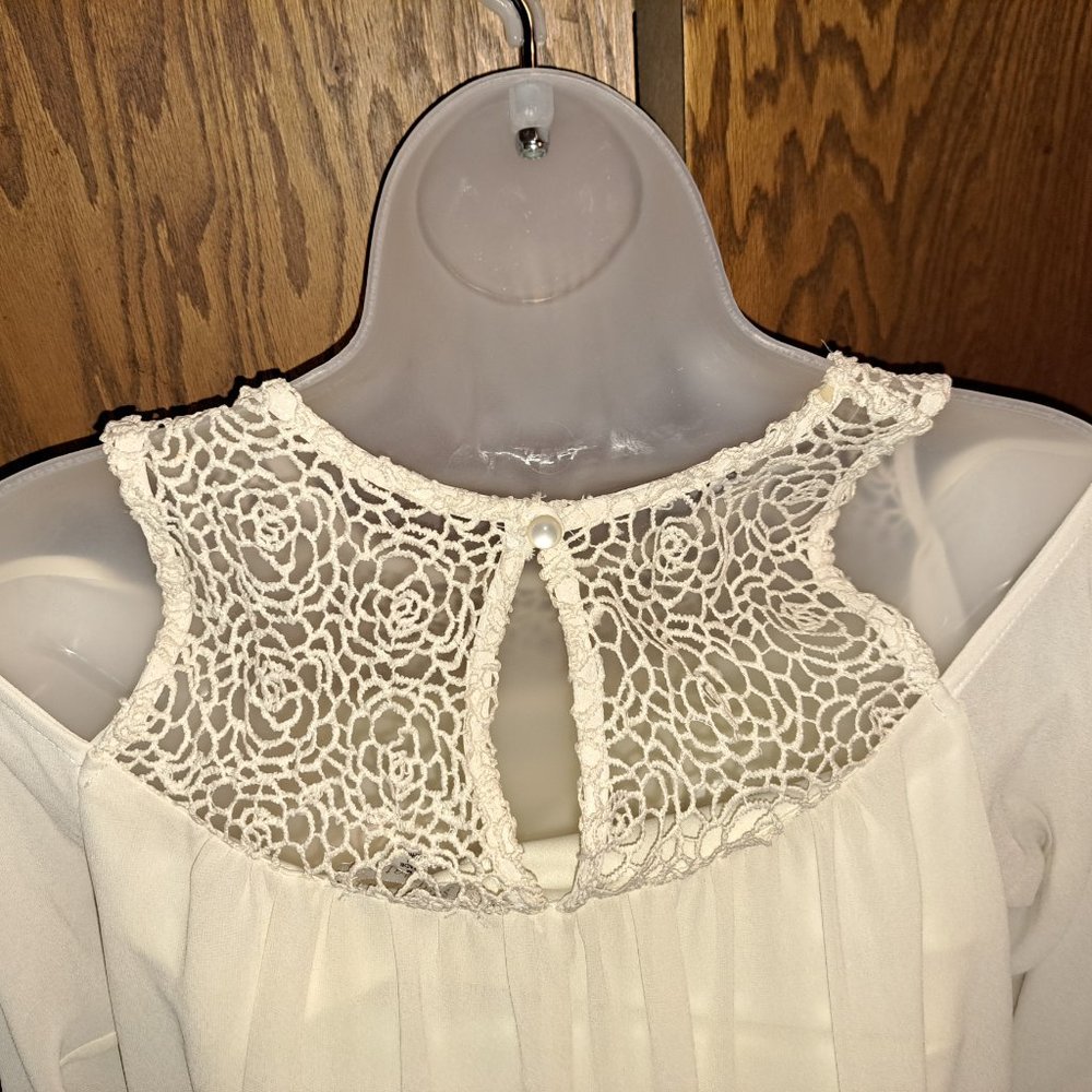 Soul mates Cold Shoulder Dress size Medium - Picture 4 of 7